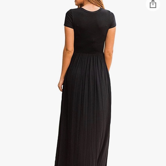 Maxi dress with pockets - Picture 2 of 2